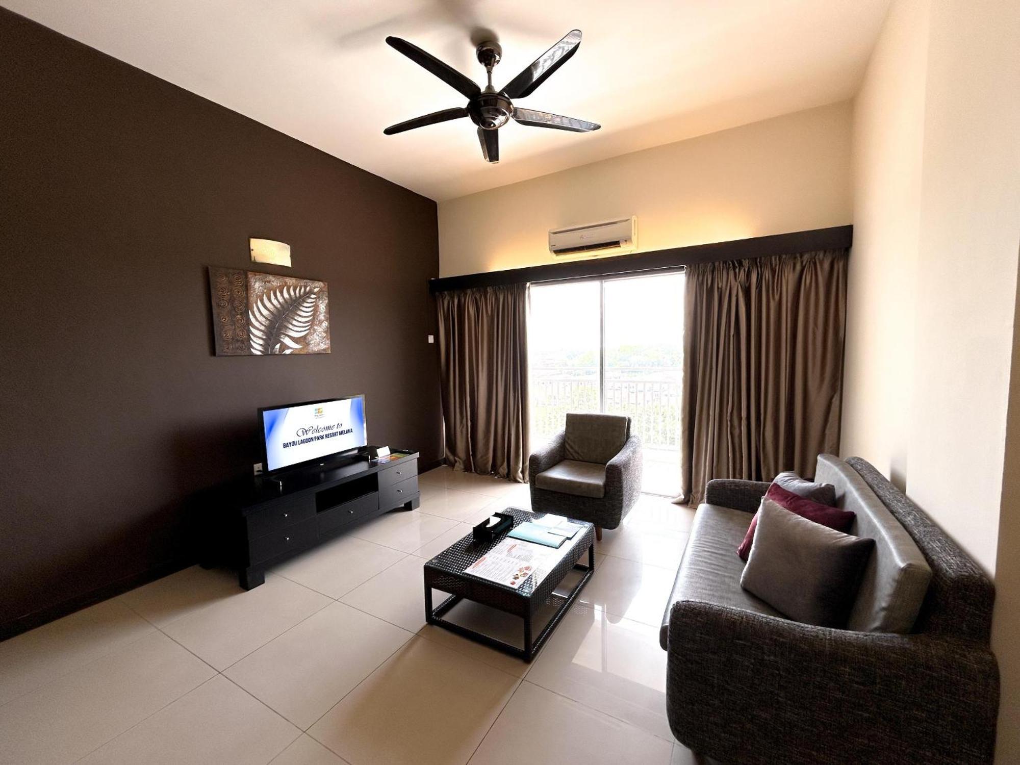 Bayou Lagoon Park Resort Melaka Zewnętrze zdjęcie