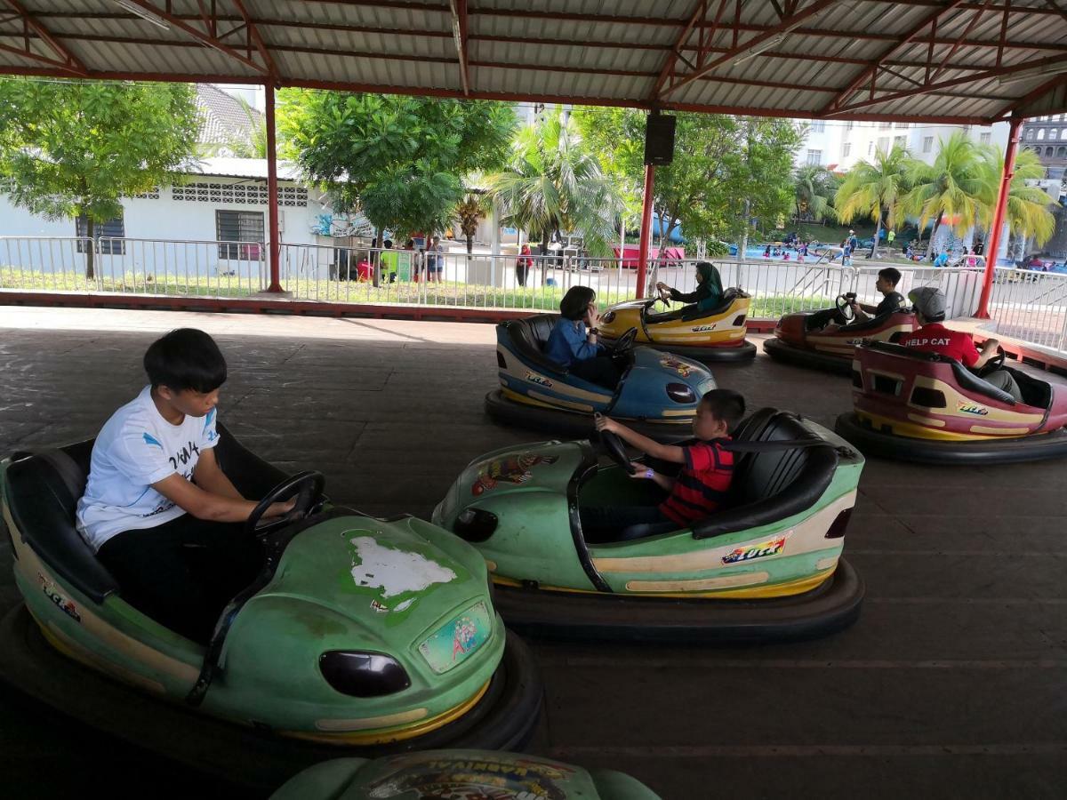 Bayou Lagoon Park Resort Melaka Zewnętrze zdjęcie